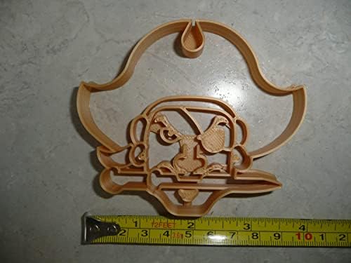 Pirate Face Cookie Cutter with Hat and Eye Patch 1