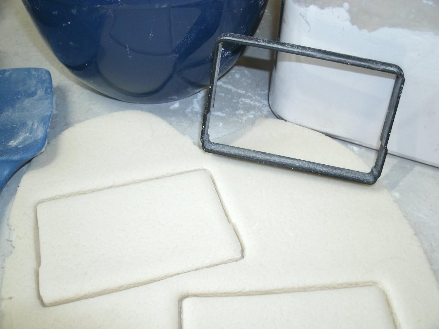 YNGLLC Classic Rock 1980s Cookie Cutter Set of 4