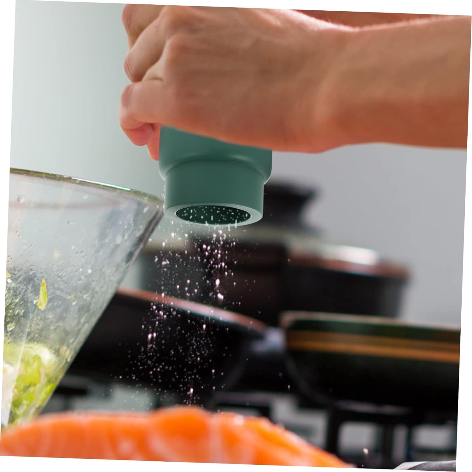 WATIIFUFU Manual Pepper Mill Salt Shaker Set