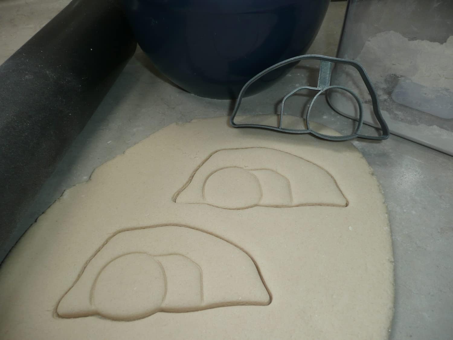 YNGLLC Easter Theme Cookie Cutter - Detailed Empty Tomb Design
