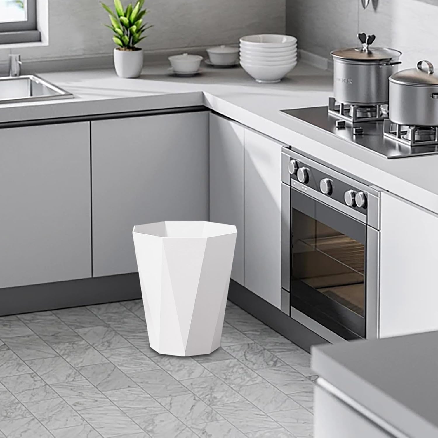 Small Plastic Trash Can with Stylish Design White