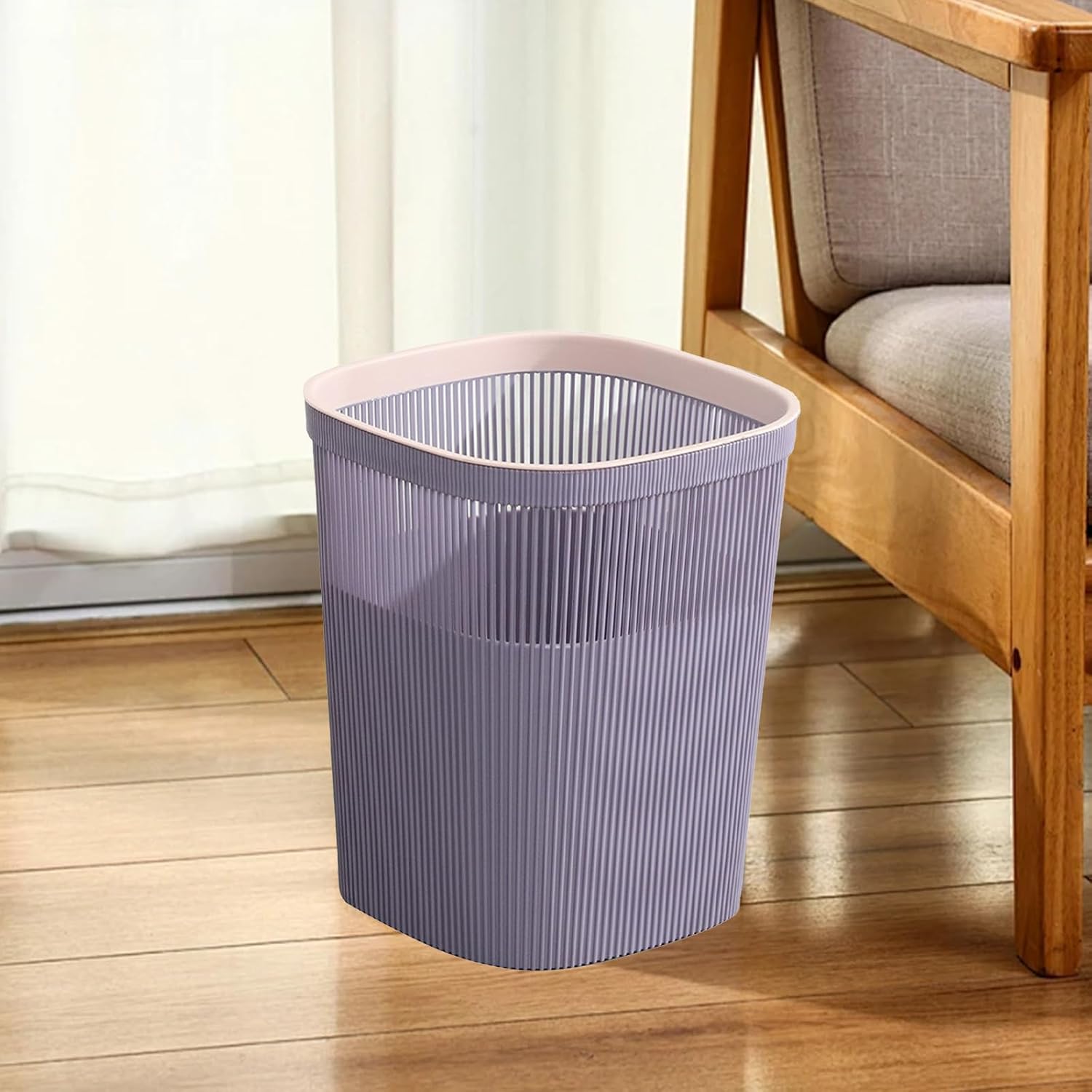 Stylish Round Trash Can with Lid for Bathrooms and Kitchens