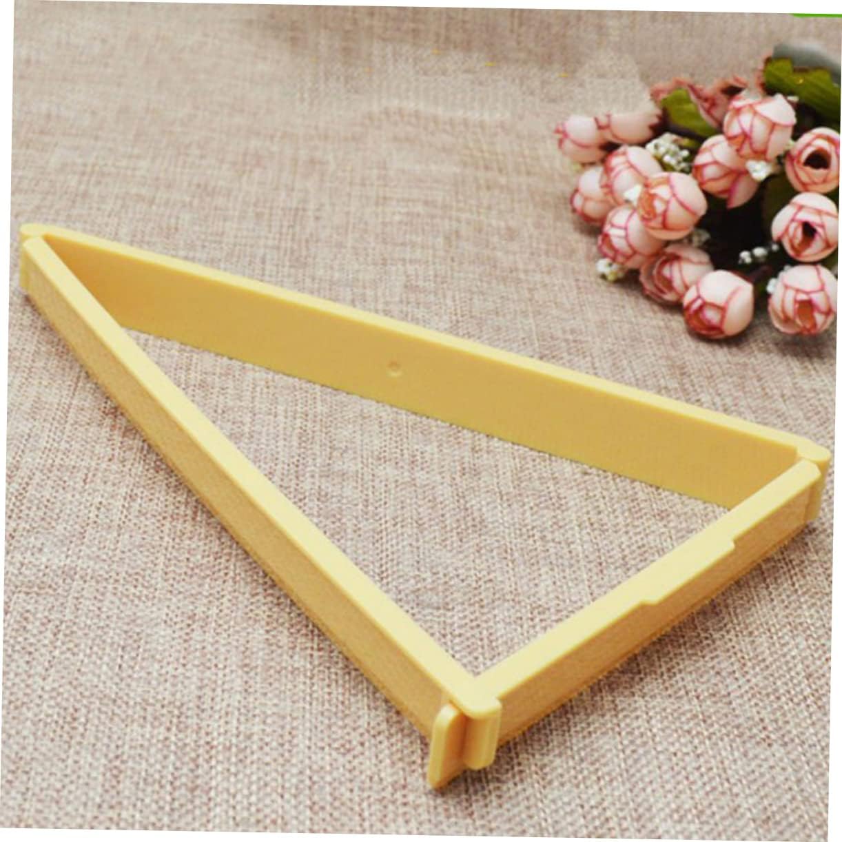 GRIRIW Set of 2 Triangle Croissant Cutters 1