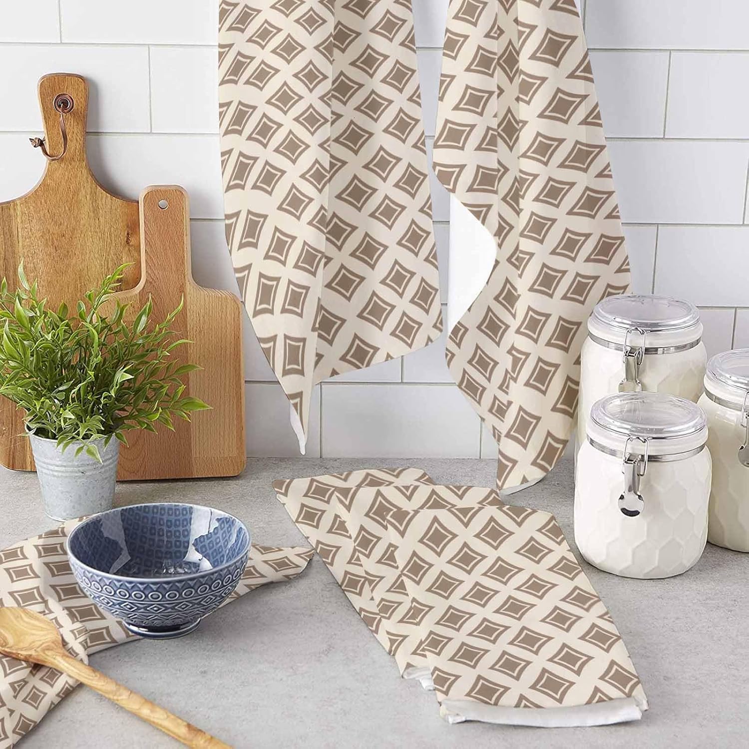 ZOE GARDEN Geometric Kitchen Towels 4-Pack 18x28 Quick Dry Absorbent