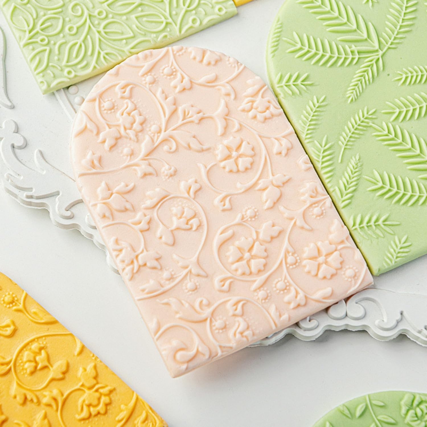 Woodland Texture Embosser - Leaf Vine Cookie Stamp
