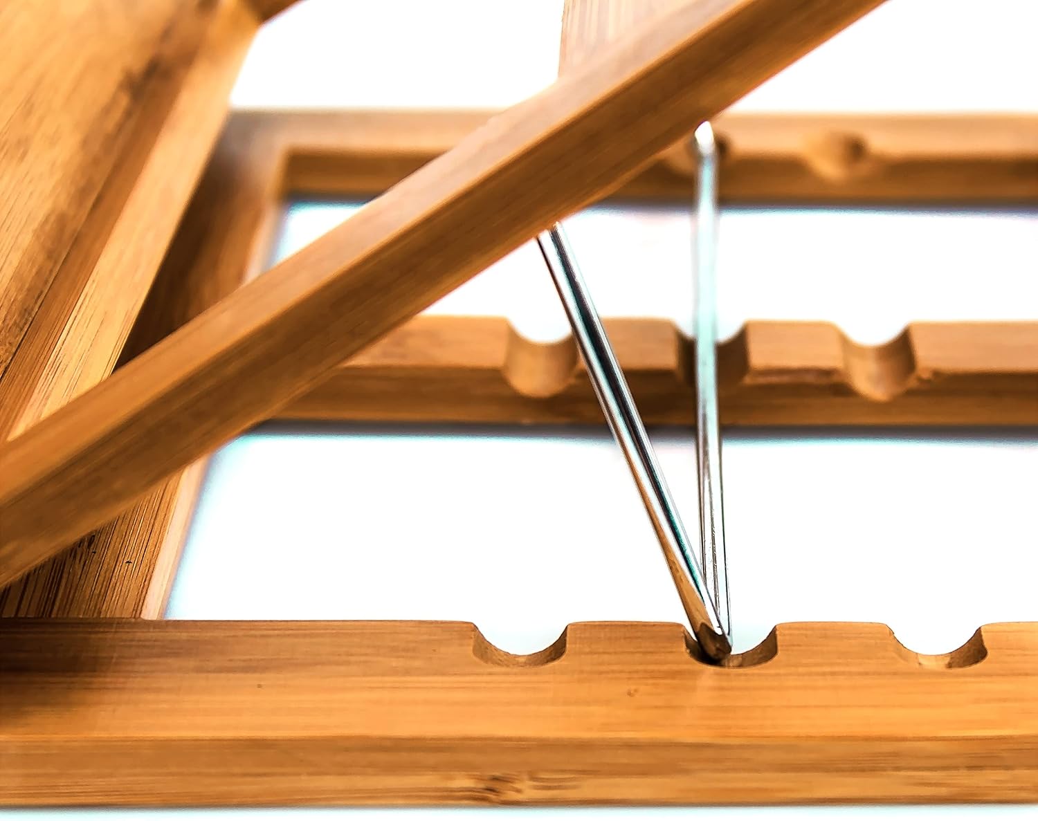 Relaxdays Bamboo Cookbook Stand Adjustable Angle