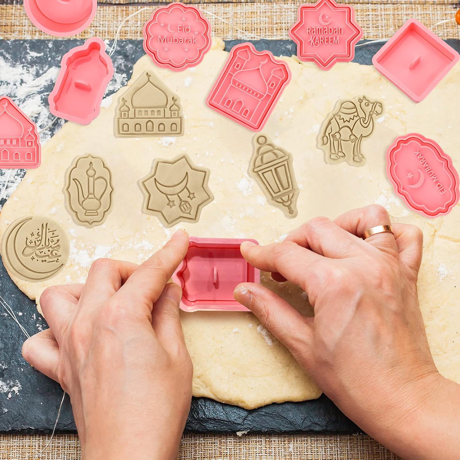 Honeydak 16-Piece Eid Mubarak Cookie Cutters Set 1