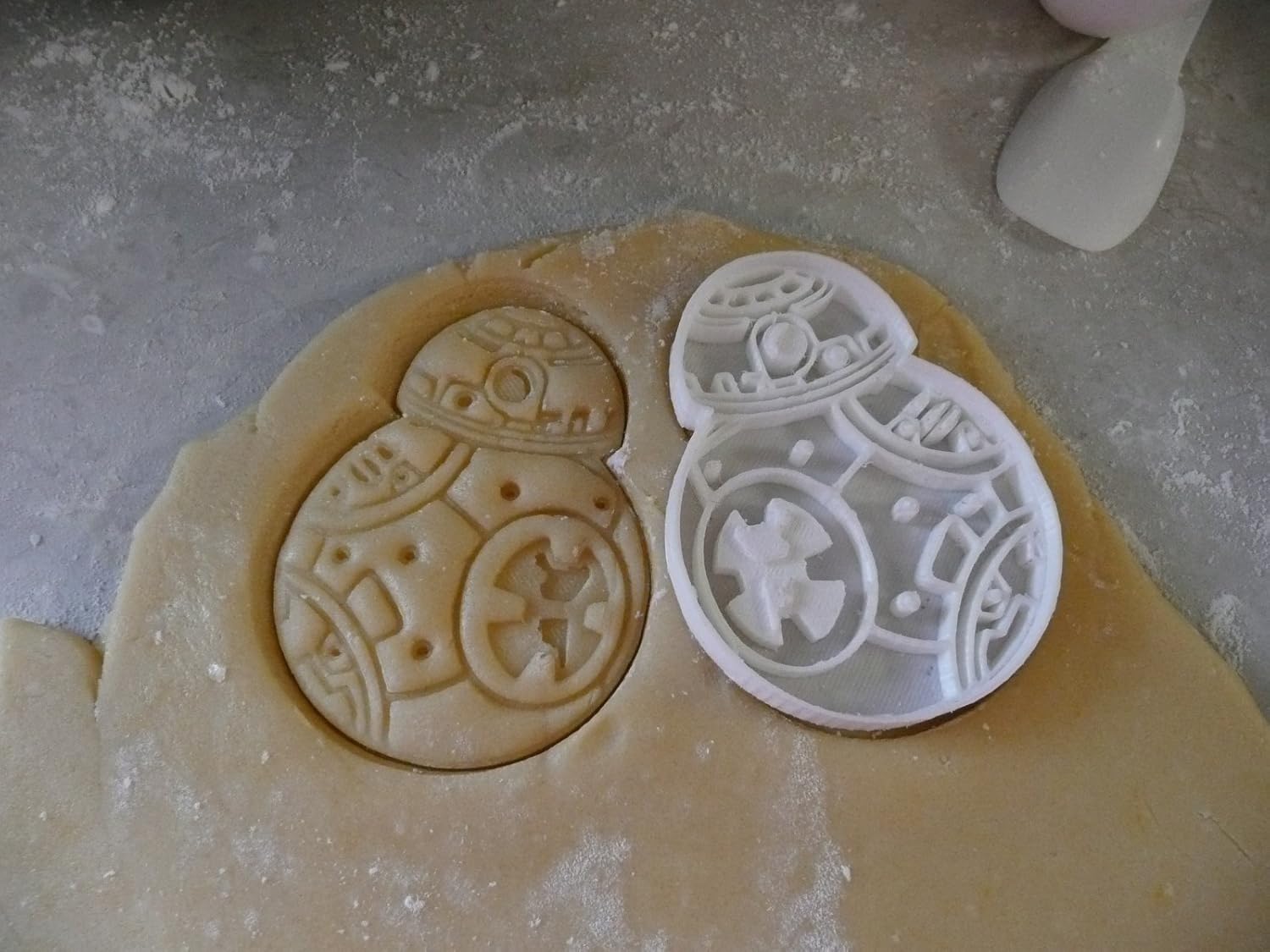 Star Wars Themed Cookie Cutters Set of 8 Made in USA