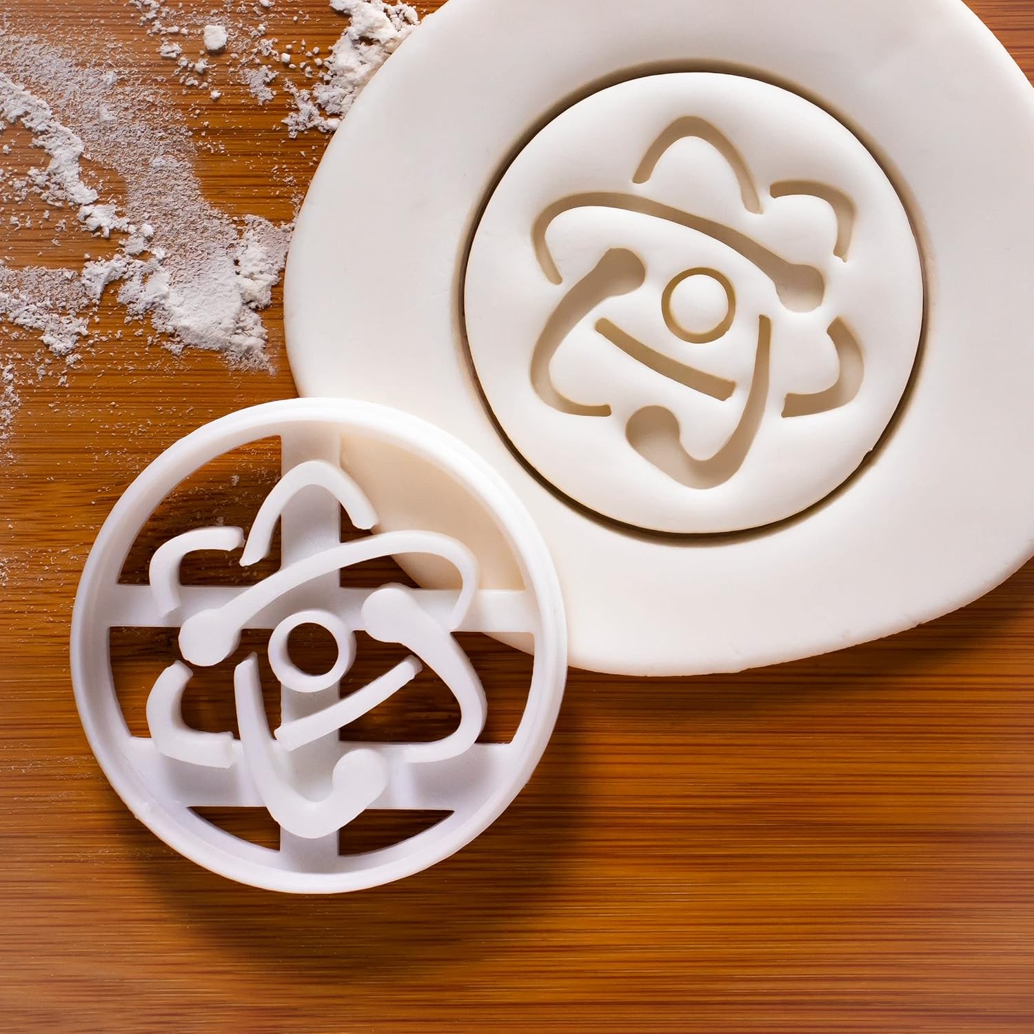 Atom Symbol Cookie Cutter - 1 Piece by Bakerlogy